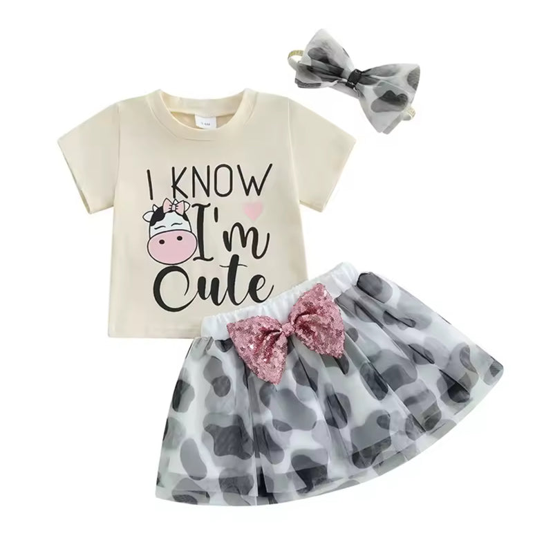 I Know I’m CUTE..